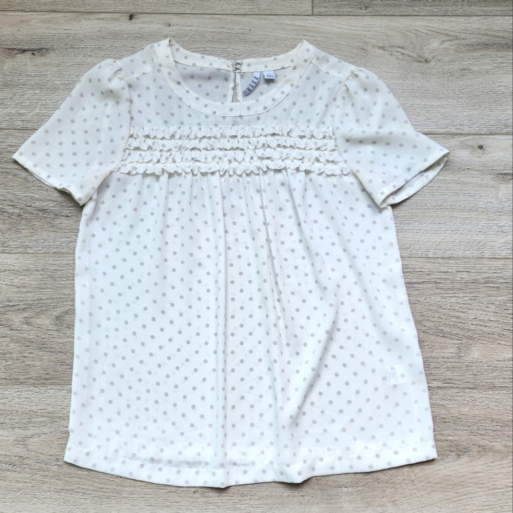 Elle White Gray Polka Dot Ruffle Shirt Womens Xs Short Sleeve